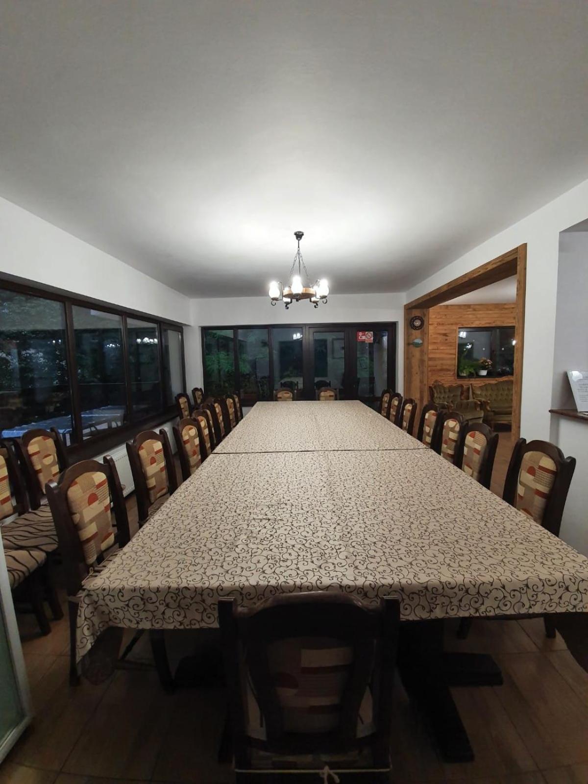 Pensiunea Iasmina Si Pescarul Călimăneşti Extérieur photo
