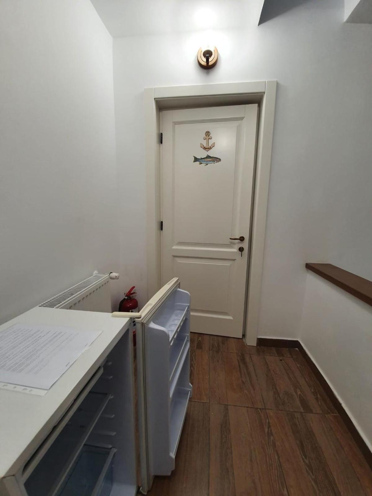 Pensiunea Iasmina Si Pescarul Călimăneşti Extérieur photo