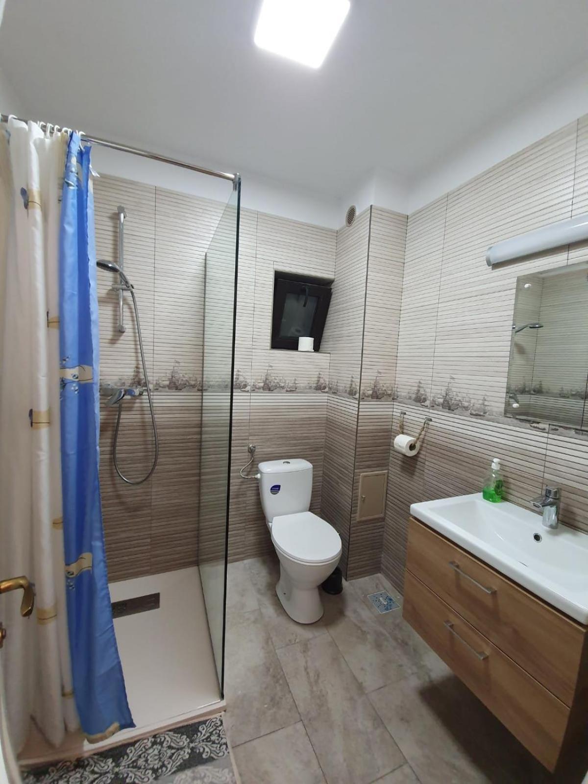 Pensiunea Iasmina Si Pescarul Călimăneşti Extérieur photo
